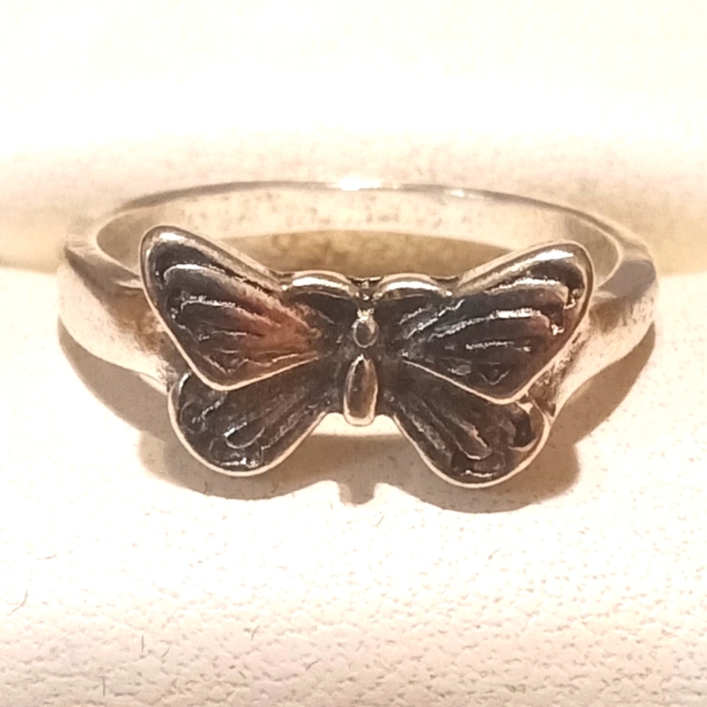 New Sterling Silver Butterfly Ring